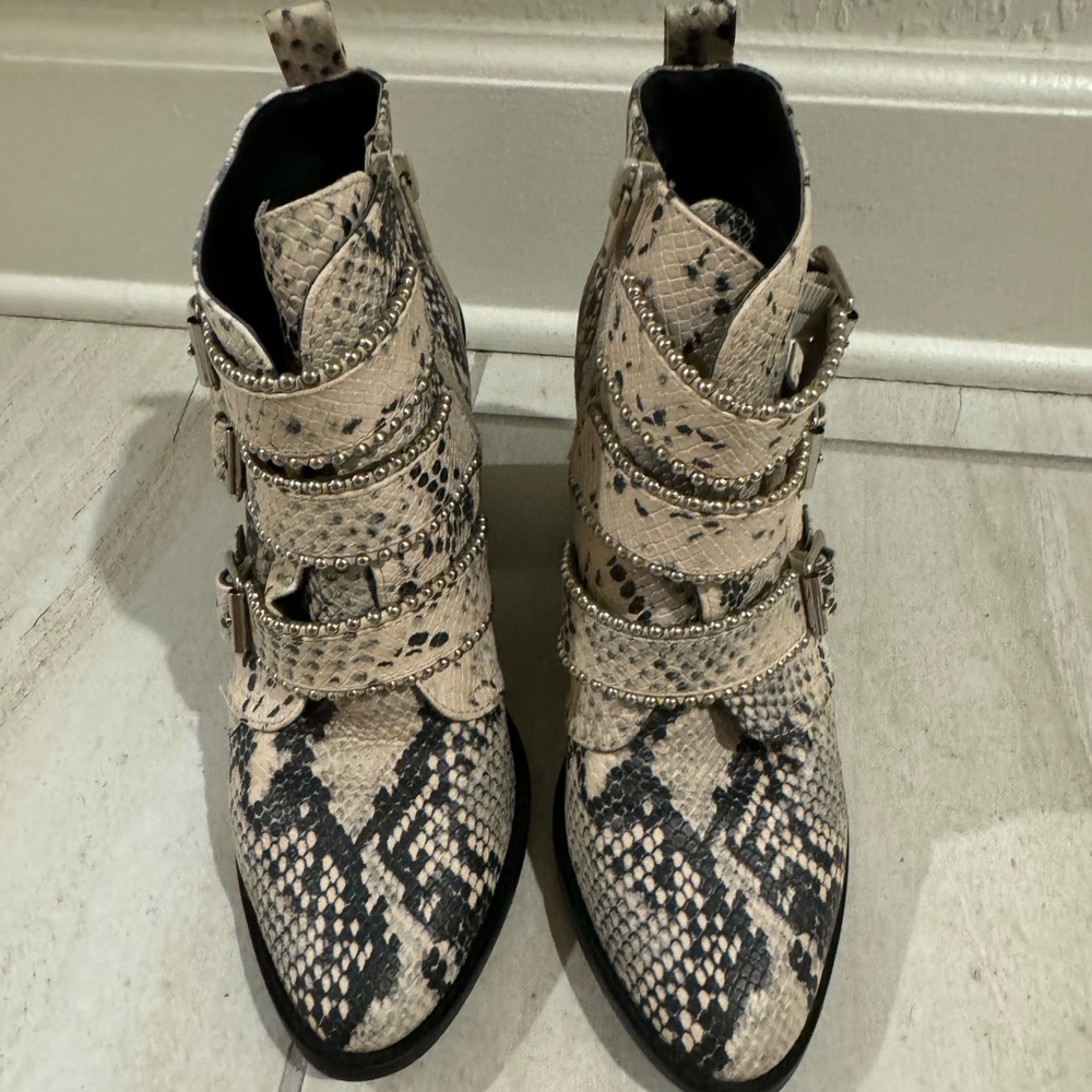 Steve Madden snake print booties. RIGHTEOUS